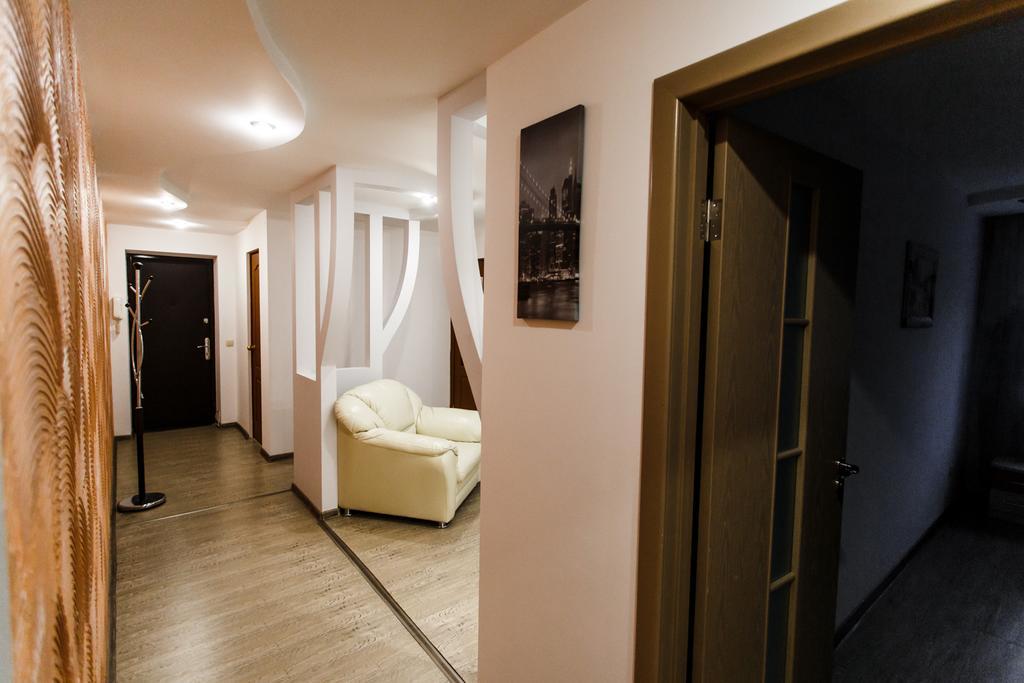 Apartment "A&V-Surganova" Μινσκ Εξωτερικό φωτογραφία