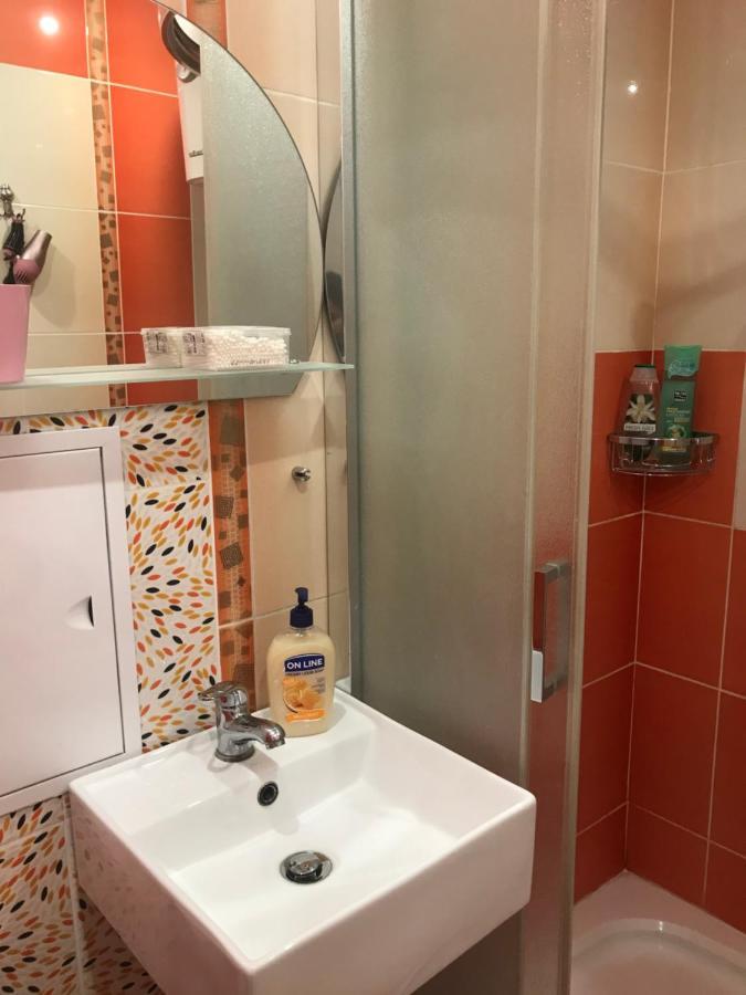 Apartment "A&V-Surganova" Μινσκ Εξωτερικό φωτογραφία